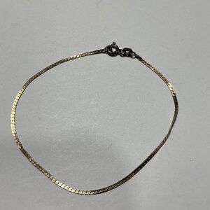 Sterling Silver Italian Flat Chain Bracelet. 7 inches long